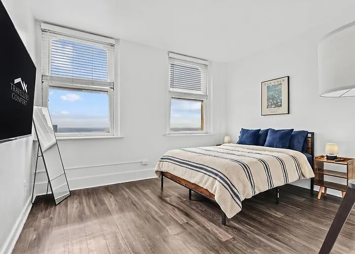 Elegant 2bd In Dt Worth W/ Parking/gym - Fort Worth